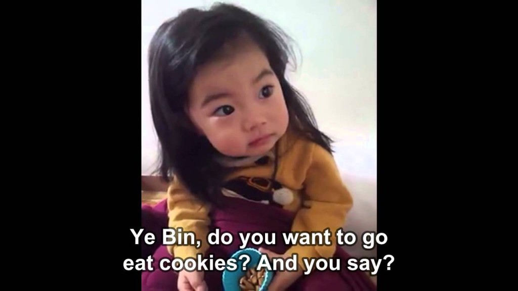 Mom Tries To Teach Her Adorable Daughter A Lesson About Stranger